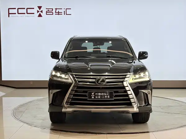 Lexus LX 2017
