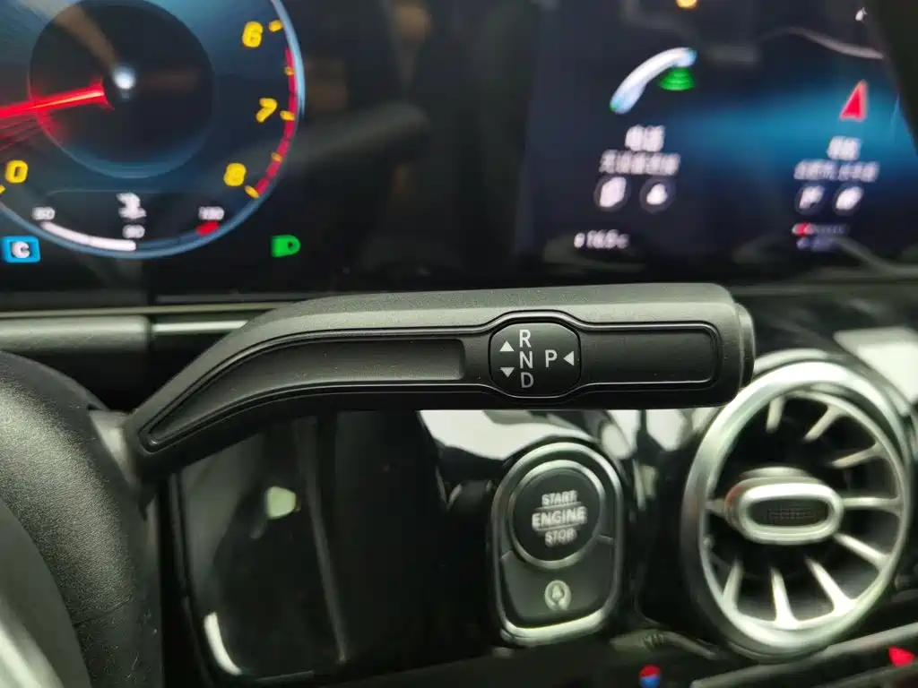 Mercedes-Benz GLA 2021 — фото 13