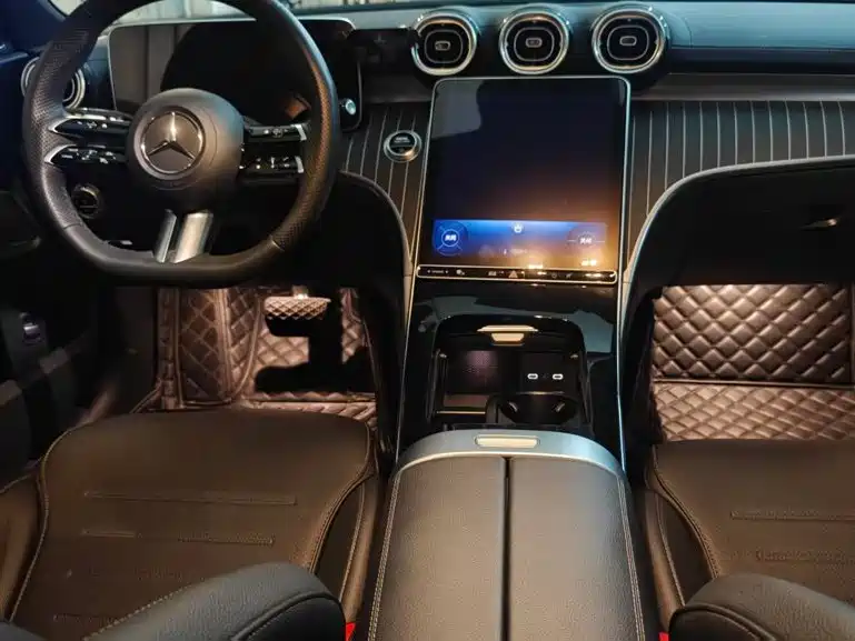 Mercedes-Benz C-Class 2023