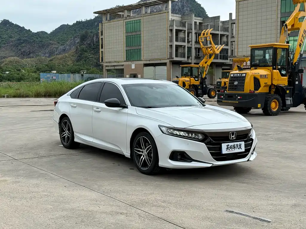 Honda Accord 2022 — фото 3