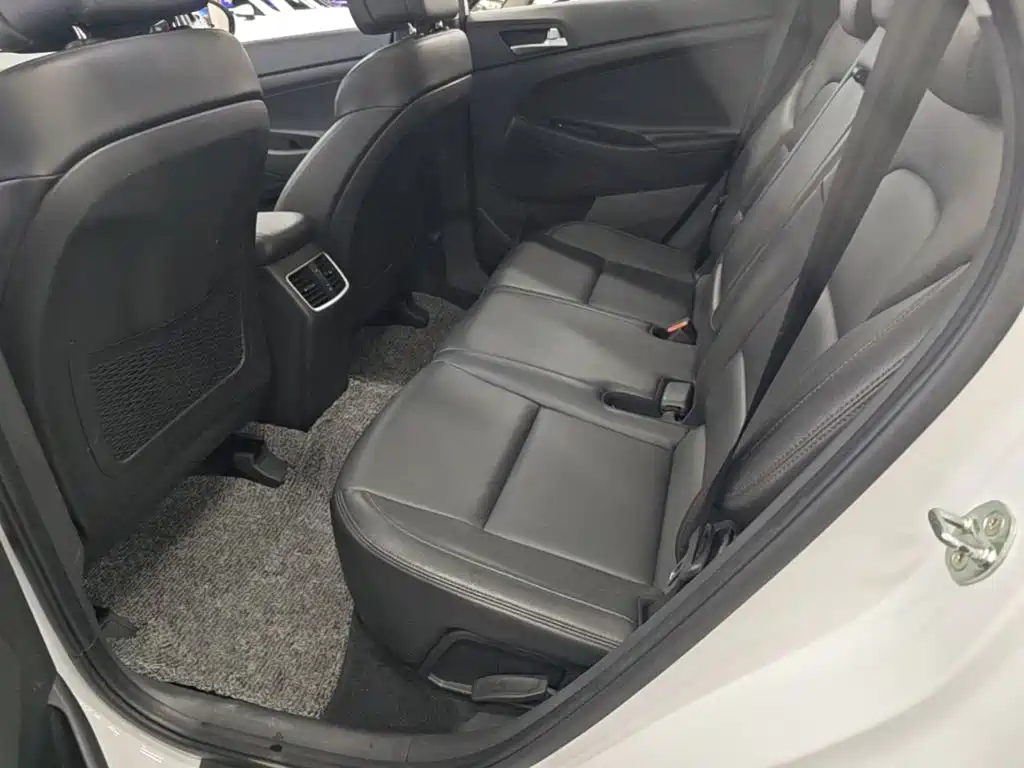 Hyundai Tucson 2019 — фото 17