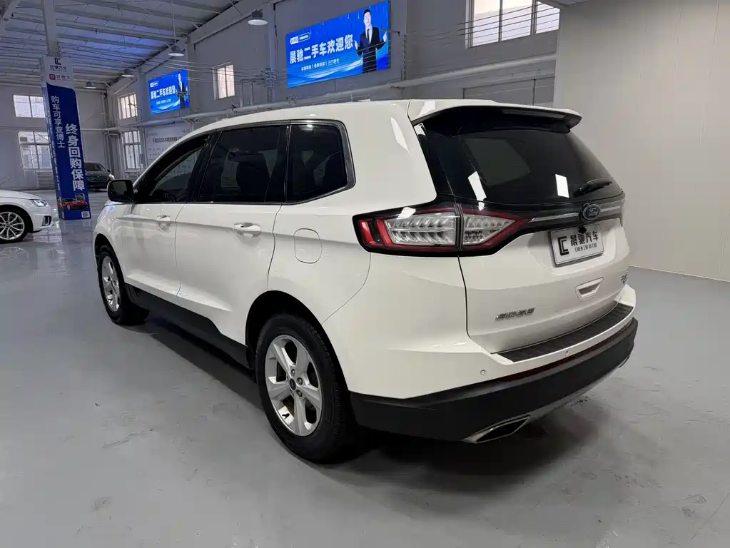 Ford Edge 2018 — фото 5