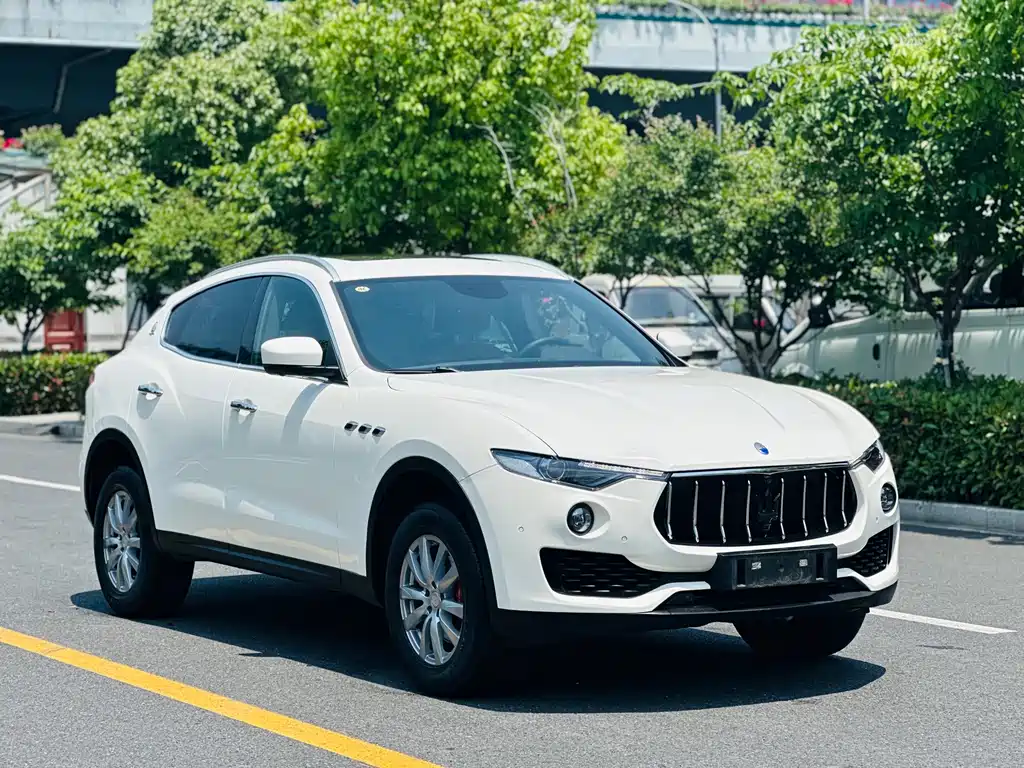 Maserati Levante 2018 — фото 3