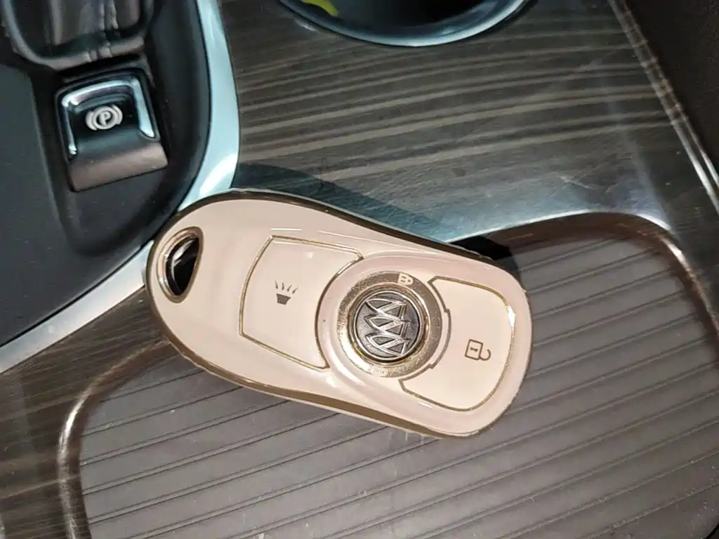 Buick Envision Plus 2019 — фото 9