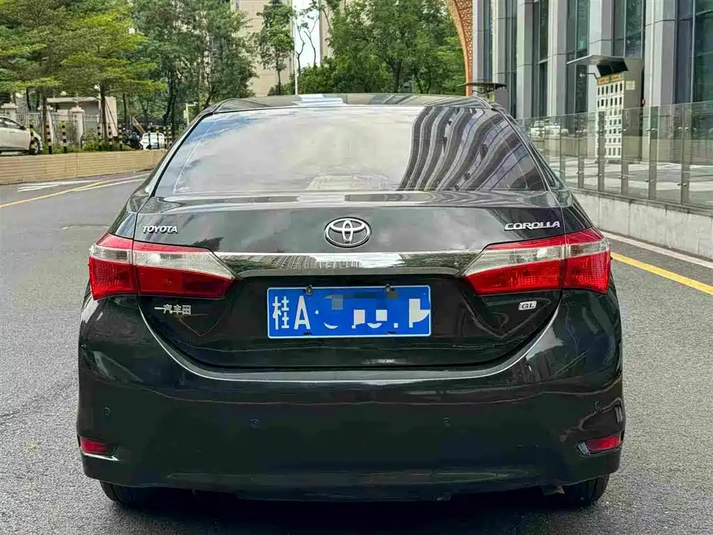 Toyota Corolla 2015