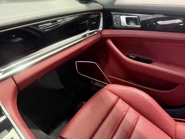 Porsche Panamera 2020