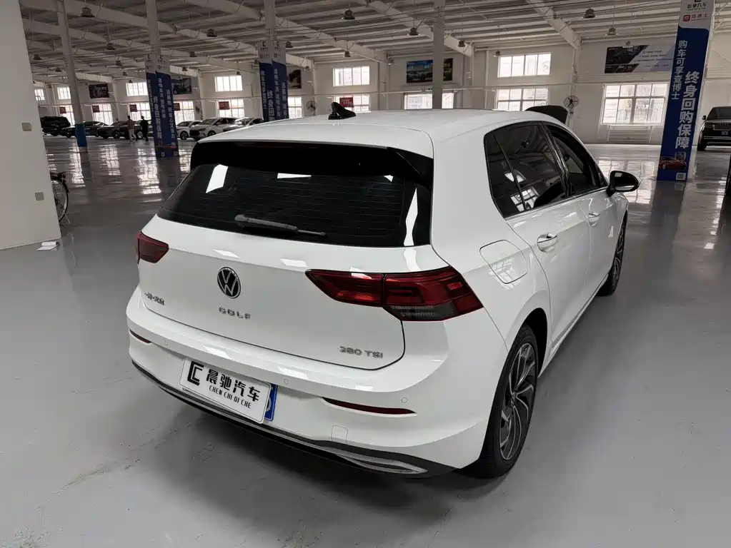 Volkswagen Golf 2022