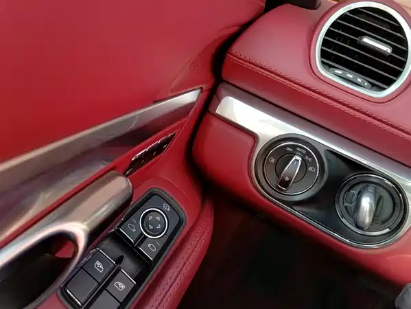 Porsche 718 2023