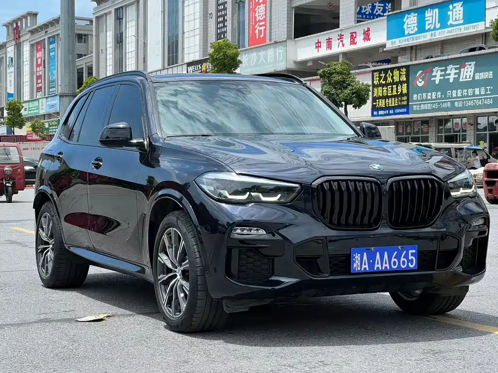 BMW X5 2021