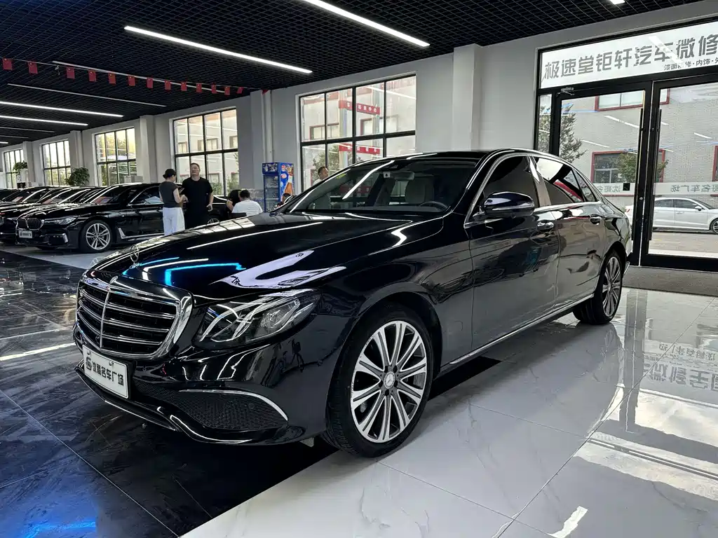 Mercedes-Benz E-Class 2017 — фото 1