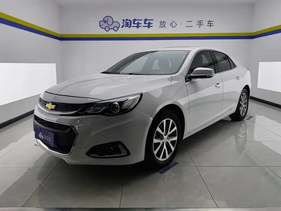 Chevrolet Malibu 2017 — фото 1