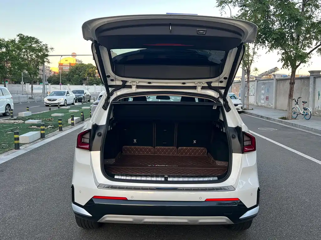 BMW X1 2024 — фото 13