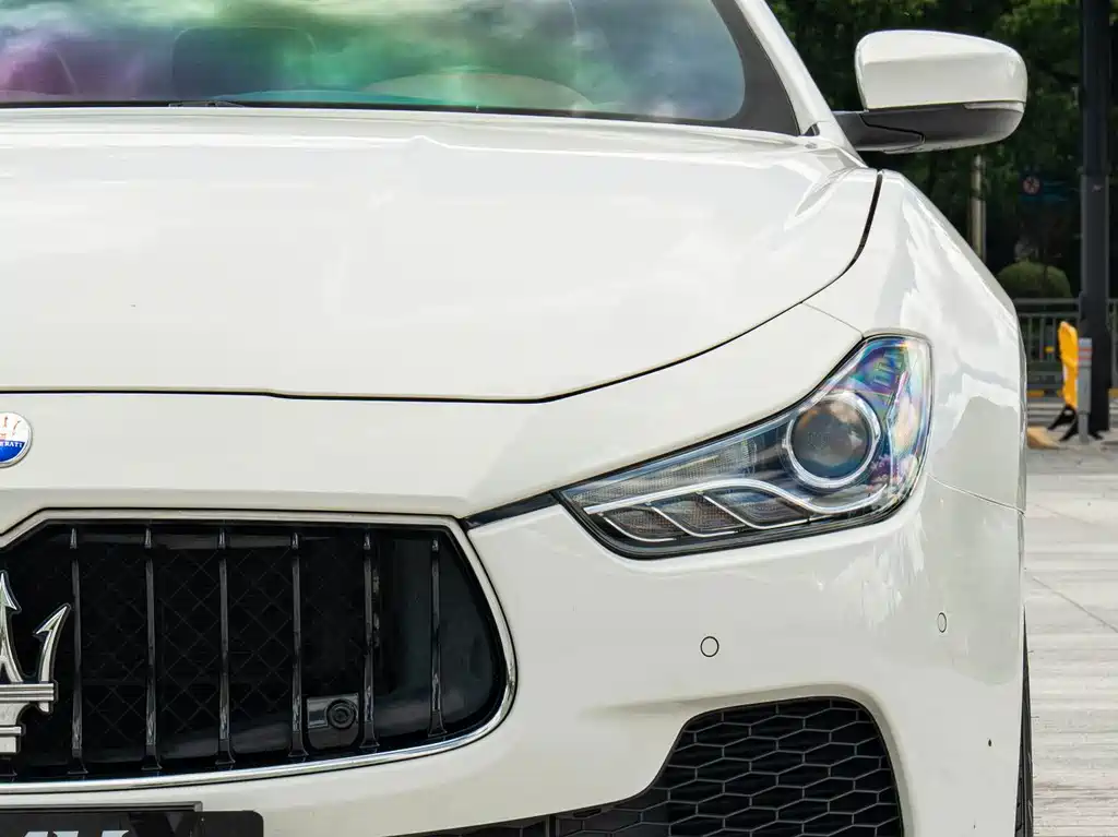 Maserati Ghibli 2017 — фото 3