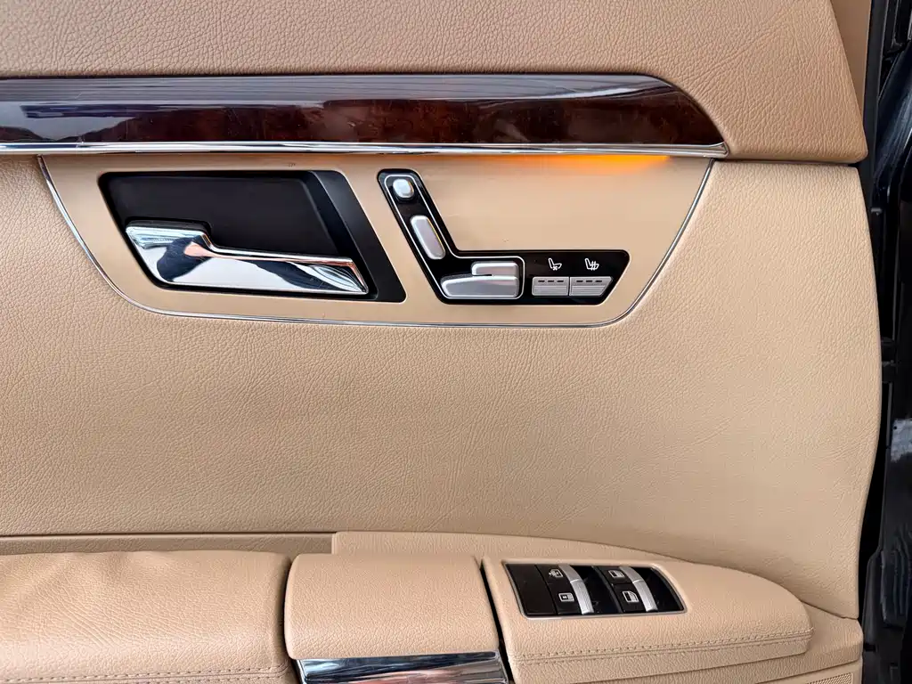 Mercedes-Benz S-Class 2011 — фото 11