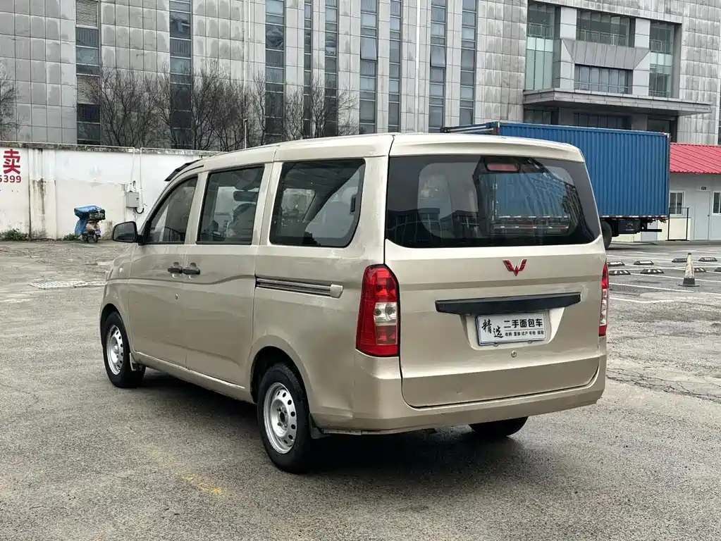 Wuling Rongguang V 2018 — фото 4