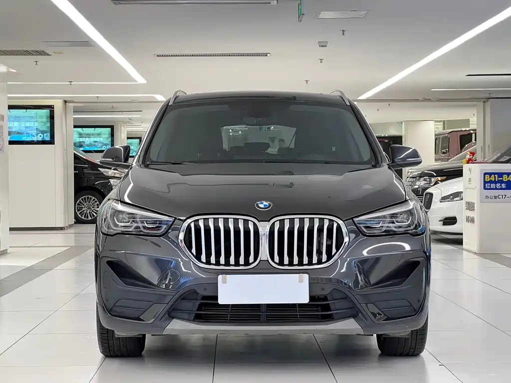 BMW X1 2020 — фото 2