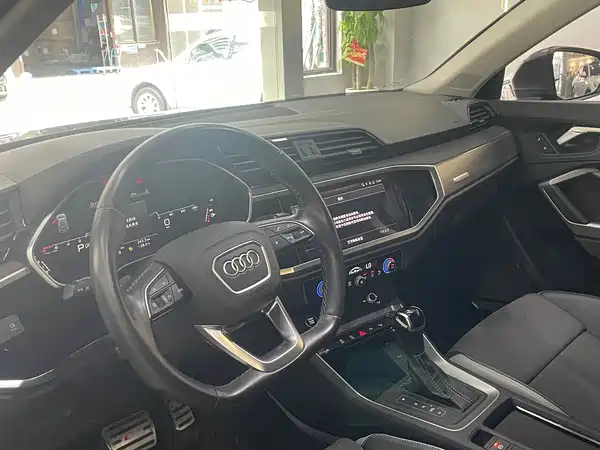 Audi Q3 2022