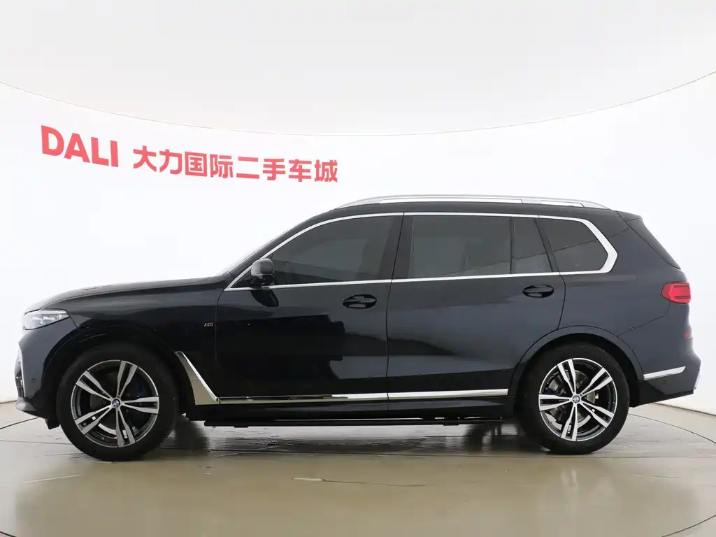 BMW X7 2021 — фото 4