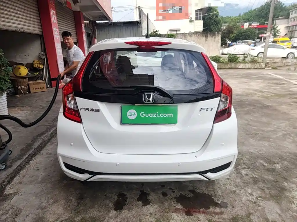 Honda Fit 2018 — фото 6
