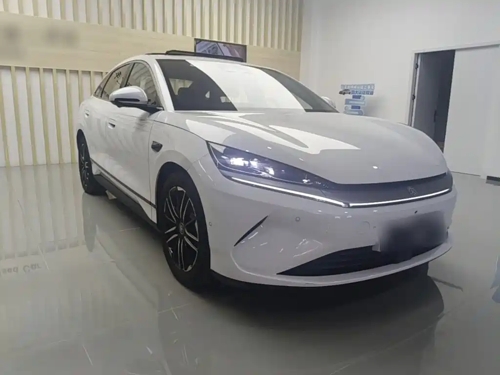 BYD Qin L 2025 — фото 4