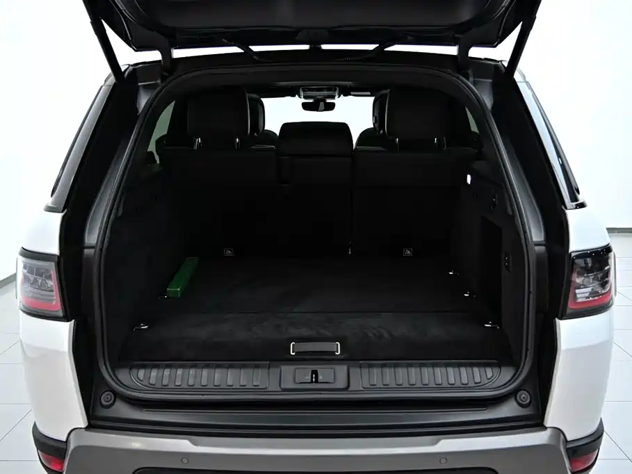 Land Rover Sport PHEV 2021 — фото 37