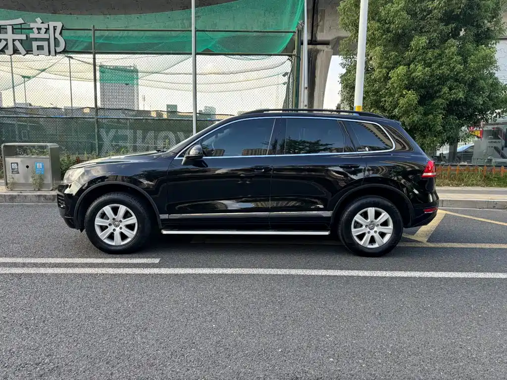 Volkswagen Touareg 2015 — фото 3
