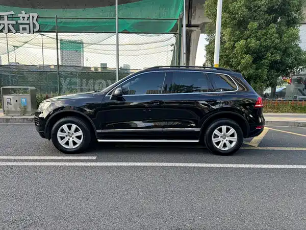 Volkswagen Touareg 2015