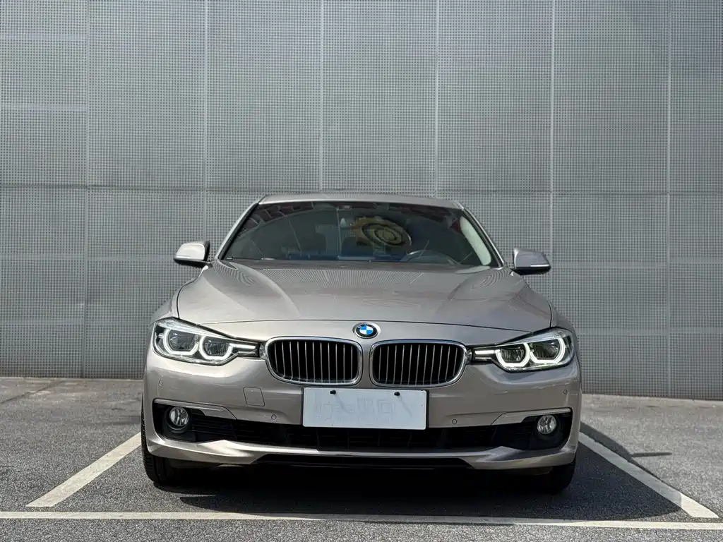 BMW 3 Series 2018 — фото 2