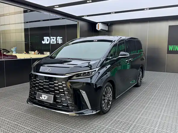 Lexus LM 2023