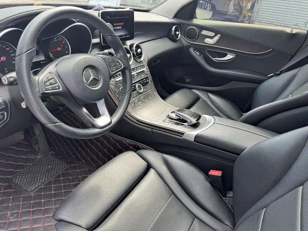 Mercedes-Benz C-Class 2017 — фото 11