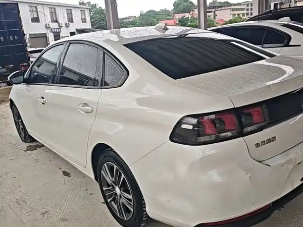 Peugeot 308 2017