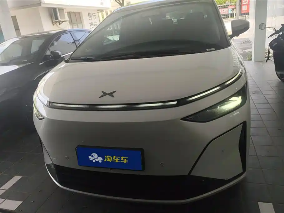 XPeng X9 2026