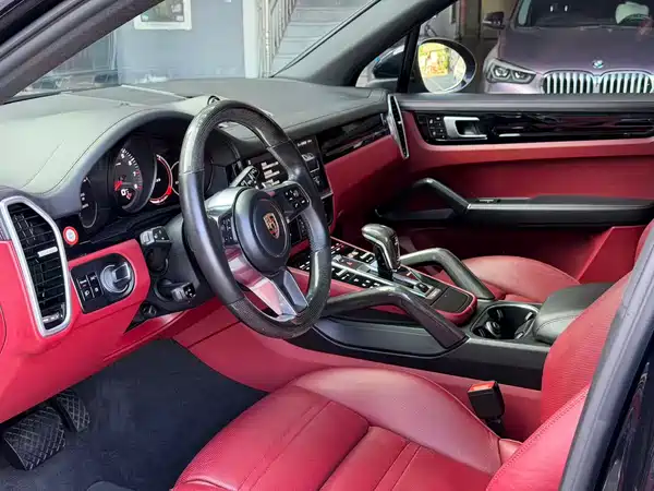 Porsche Cayenne 2020