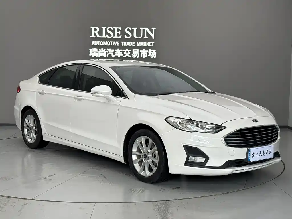 Ford Mondeo 2020 — фото 3