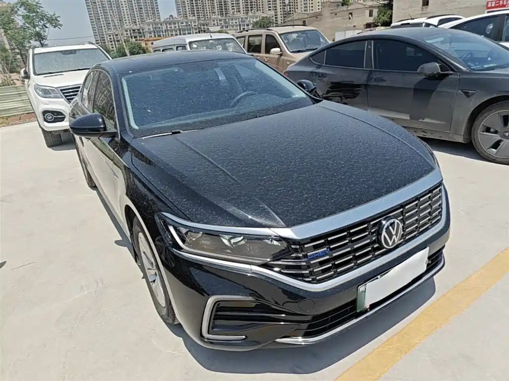 Volkswagen Passat PHEV 2022 — фото 4