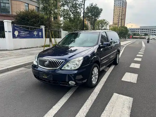 Buick GL8 2015