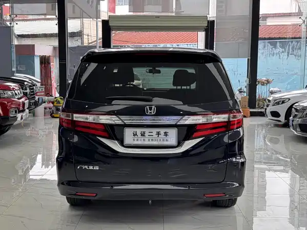 Honda Odyssey 2015