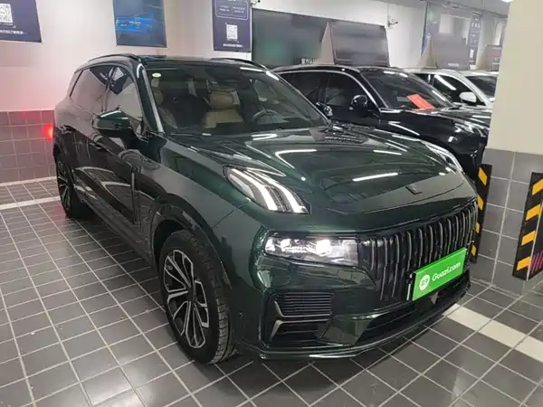 Lynk & Co 09 EM-P 2025