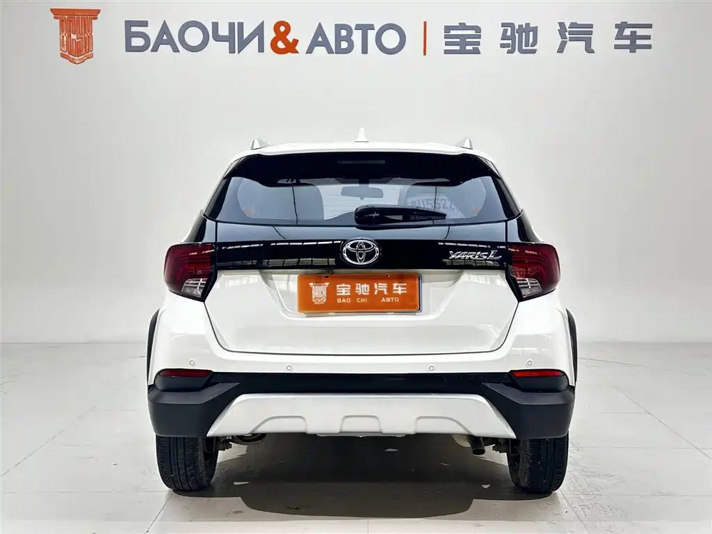 Toyota Yaris L 2022
