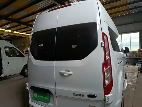 Ford Transit 2022