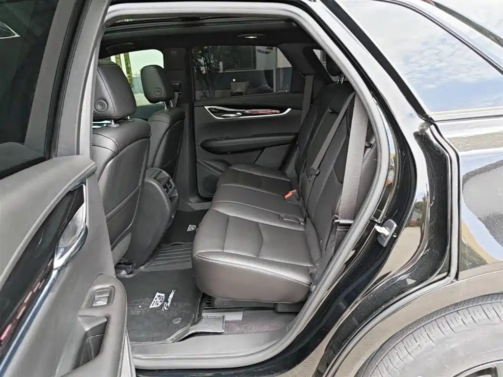 Cadillac XT5 2021 — фото 17