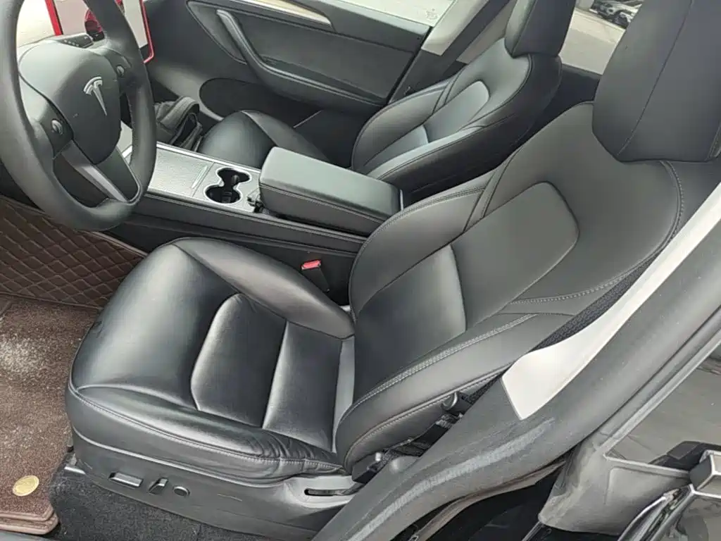 Tesla Model Y 2022 — фото 15