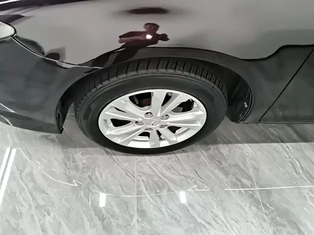 Mazda 6 2015 — фото 23