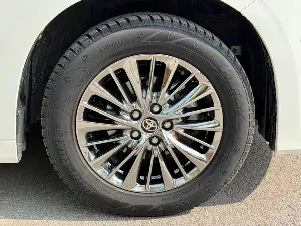 Toyota Alphard 2021