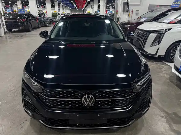 Volkswagen Passat 2023