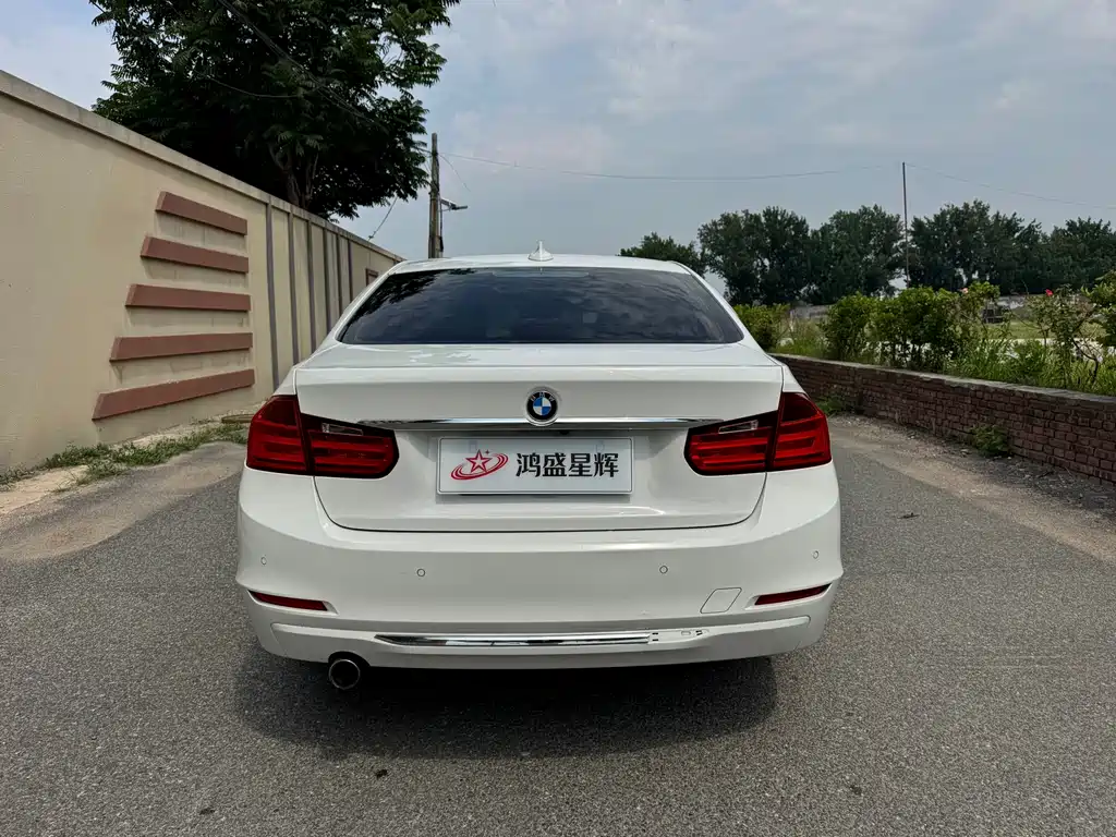 BMW 3 Series 2015
