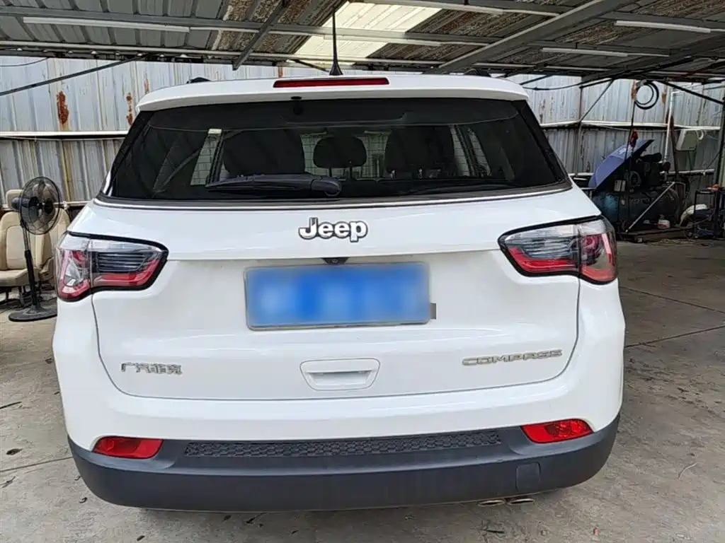 Jeep Compass 2020 — фото 6