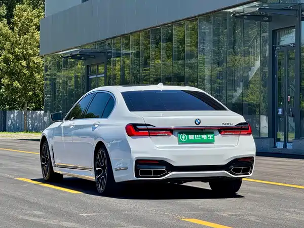 BMW 7 Series 2016