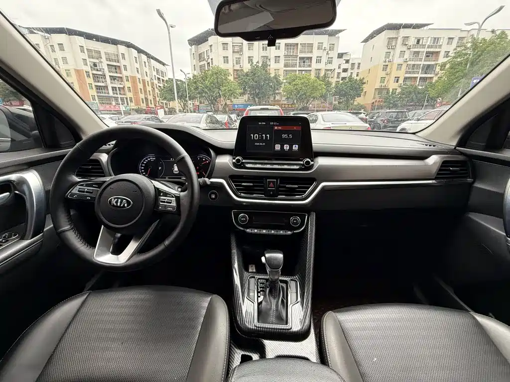 Kia Sportage 2018 — фото 10