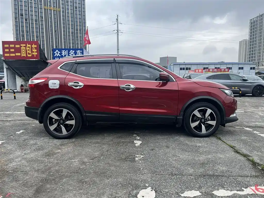 Nissan Qashqai 2016